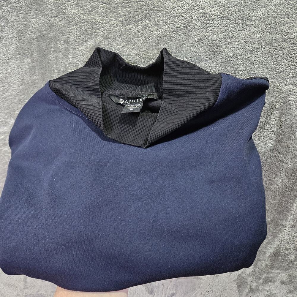 Athleta Cropped Mock Neck Sweatshirt M Navy Black Colorblock Quiet Luxury Clean - Picture 12 of 12